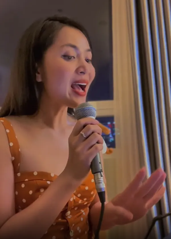 netizen-tranh-cai-co-gai-cover-ve-voi-em-bang-tieng-an-hay-hon-ban-goc-vo-ha-tram (6)