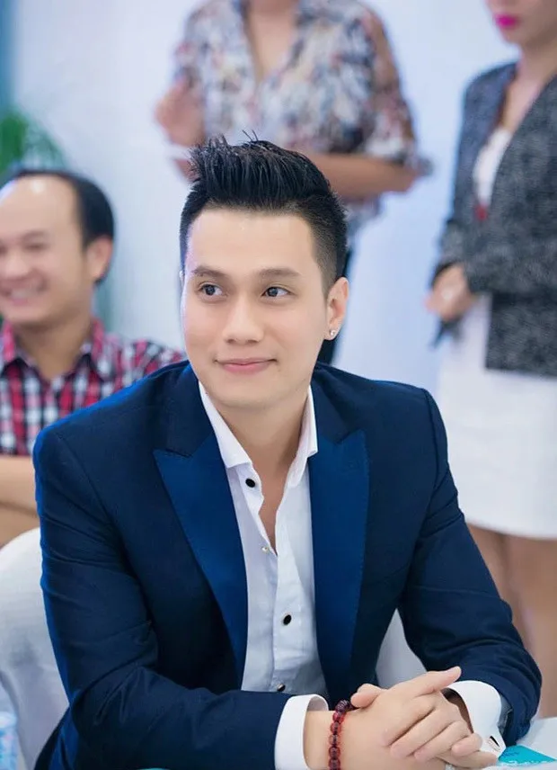 nam-dien-vien-nguoi-phan-xu-chi-400-trieu-sang-han-trung-tu-nhan-sac-dung-mao-hien-tai-khien-cdm-bat-ngo (4)