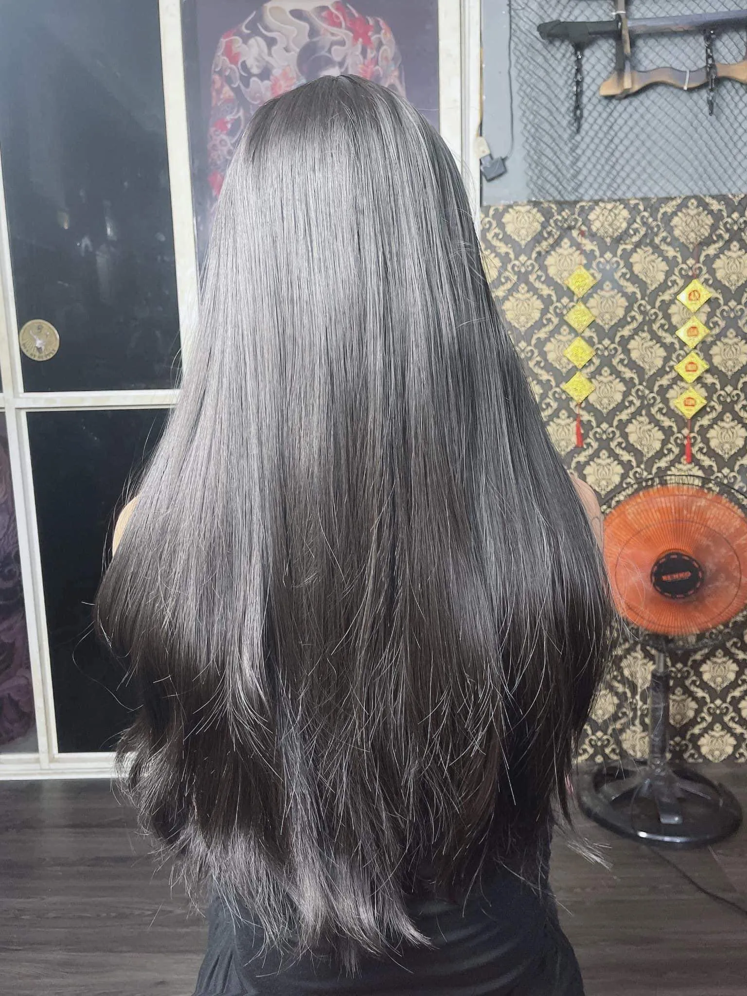 chan-dong-loat-anh-khi-nha-co-vo-lam-make-up (12)