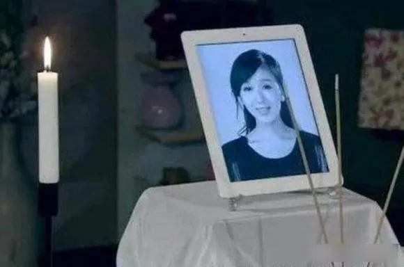 rung-minh-voi-bi-mat-tam-linh-khi-su-dung-anh-dien-vien-lam-anh-tho (1)