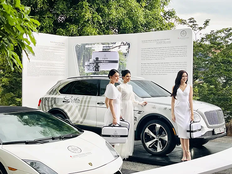 ong-vua-ca-phe-chi-di-giay-vai-70k-nhung-manh-tay-chi-nghin-ty-cho-sieu-xe-hoa-hau (4)