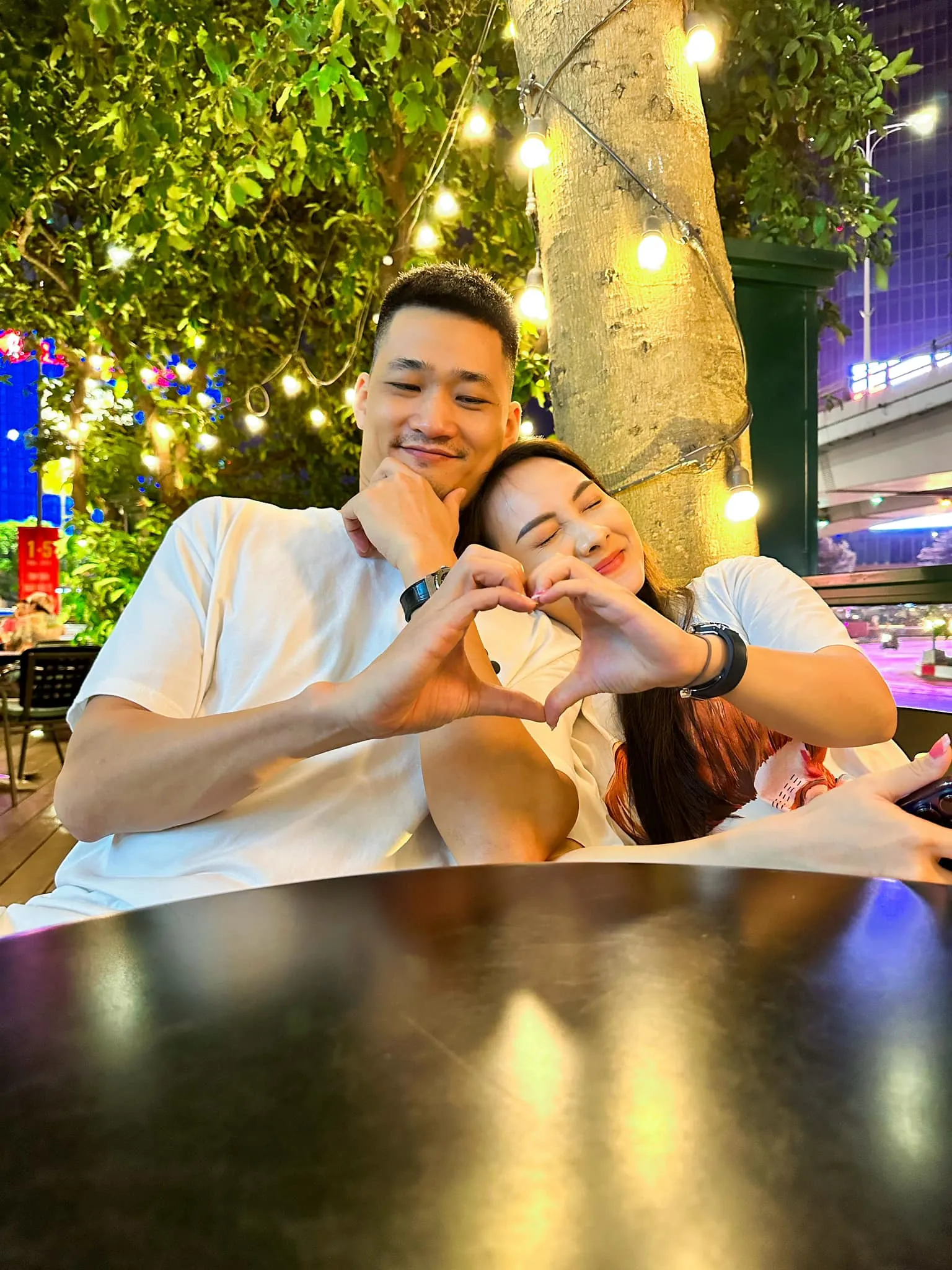 dien-vien-bao-thanh-sau-3-nam-o-an-tung-anh-ben-chong-con-nhung-thai-do-con-trai-moi-gay-chu-y (1)