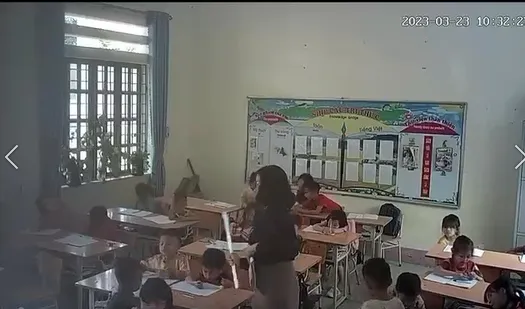 phan-no-co-giao-lao-cai-dung-thuoc-go-lien-tiep-vao-dau-tre-con-noi-loi-chua-dung-muc-voi-hoc-sinh (2)