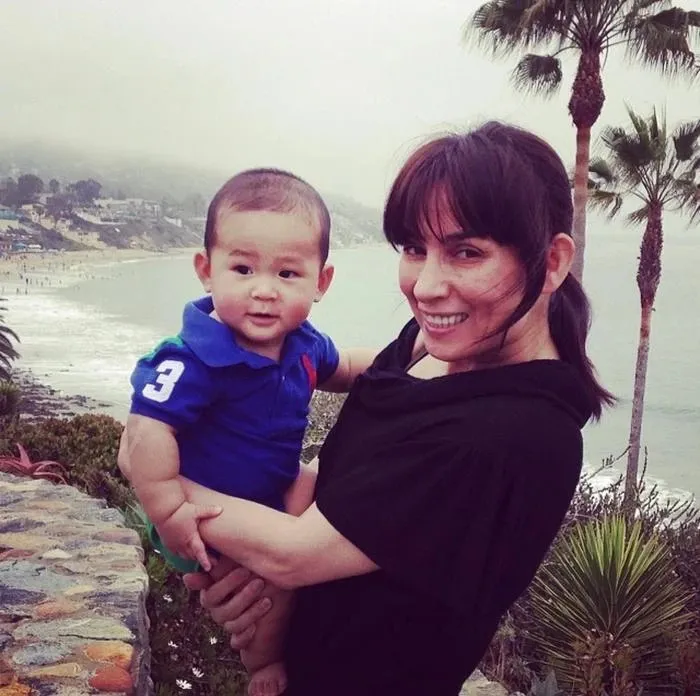 boi-hoi-khi-thay-anh-co-nghe-si-phi-nhung-trong-loat-anh-cu-duoc-con-gai-chia-se (2)