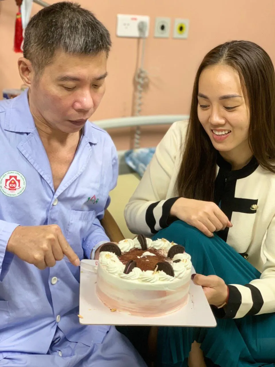 vo-nsnd-cong-ly-he-lo-tinh-trang-suc-khoe-cua-chong (3)