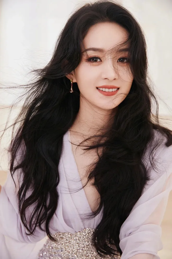 xon-xao-thong-tin-trieu-le-dinh-bi-mat-tai-hon (2)