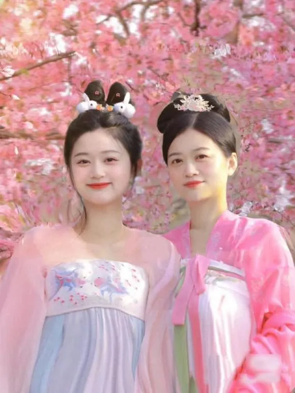 xon-xao-nhan-sac-nguoi-me-khong-doi-trong-20-nam(7)