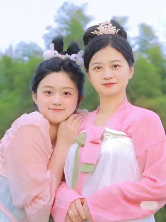 xon-xao-nhan-sac-nguoi-me-khong-doi-trong-20-nam(8)