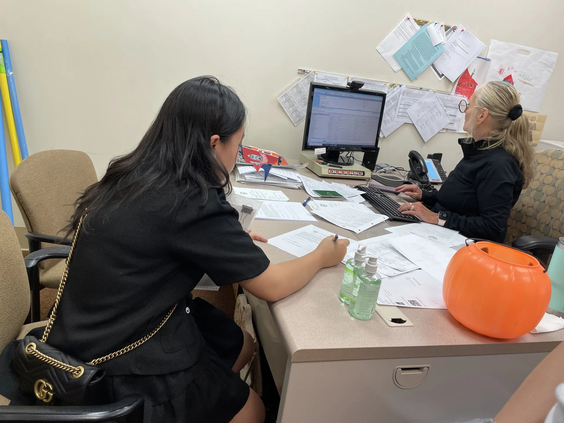 ton-hon-5-ty-du-hoc-ve-nuoc-lam-van-phong-luong-thang-7-trieu (2)