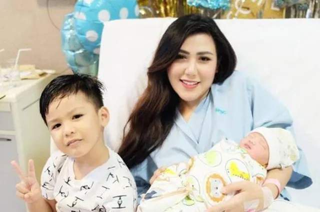 me-mot-con-cuoi-dai-gia (8)