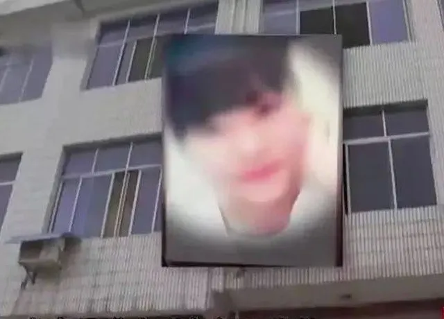 be-gai-15-tuoi-phat-hien-me-ngoai-tinh (2)