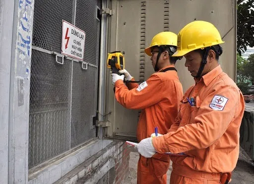 cong-tu-dien-luc-thong-bao-cat-dien-tu-hom-nay (1)