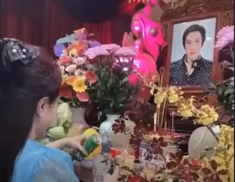 sau-le-100-ngay-cua-nsut-vu-linh-thoai-my-den-ta-toi-rot-bia-tam-su-chuyen-vang-mat (4)