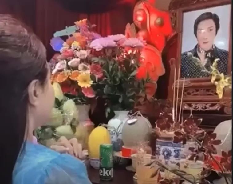 sau-le-100-ngay-cua-nsut-vu-linh-thoai-my-den-ta-toi-rot-bia-tam-su-chuyen-vang-mat (6)