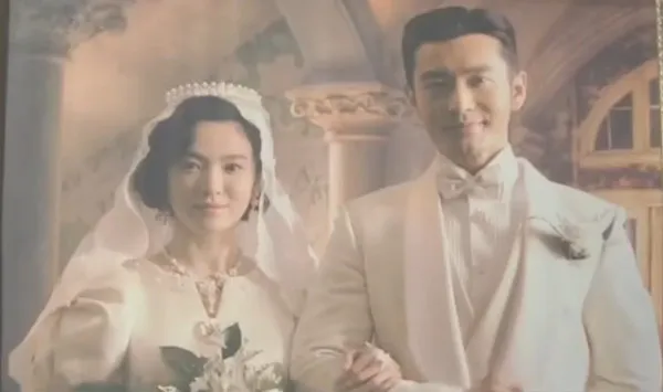 song-hye-kyo-lo-anh-cuoi-ben-chong-ngoai-quoc-danh-tinh-chu-re-gay-chu-y (2)