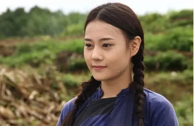 tinh-truong-cua-bup-be-phuong-oanh-truoc-khi-ket-hon-voi-shark-binh-tuyen-bo-ghet-ke-thu-ba-va-so-dai-gia (1)