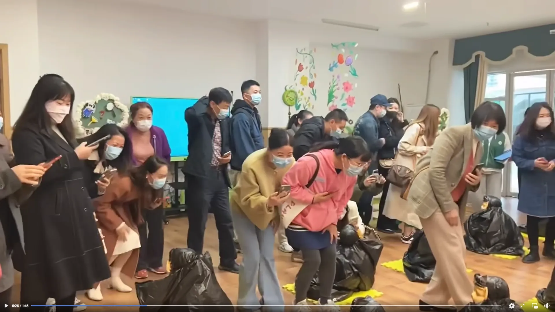 co-giao-mam-non-lay-loi-hoa-trang-hoc-sinh-thach-thuc-phu-huynh-nhan-ra-con-minh (9)