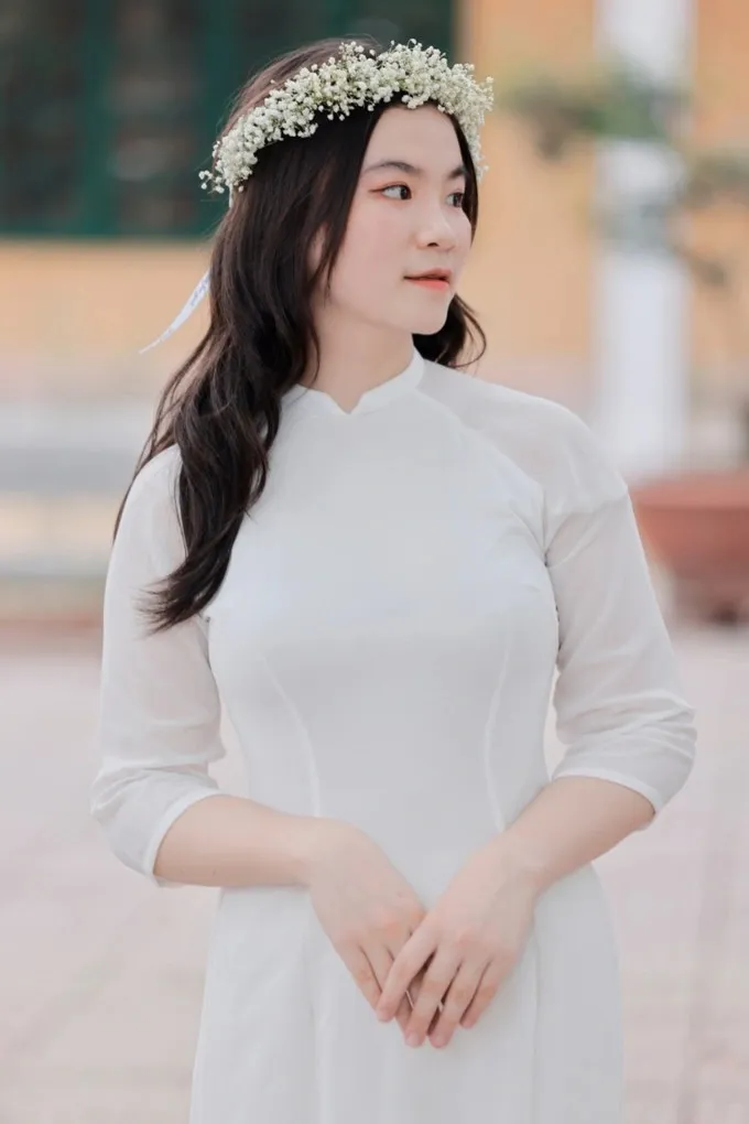 thu-khoa-a-khoa-khoi-c-toan-quoc-ky-thi-tot-nghiep-thpt-2023-la-ban-hoc-cung-lop-chenh-nhau-025-diem (2)