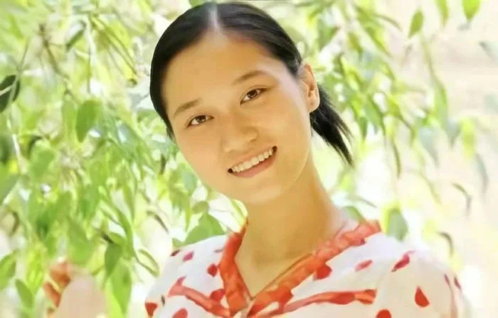 thi-sinh-di-thi-quen-ghi-ten-ngu-guc-tren-ban-thi-sau-khi-cong-bo-ket-qua-khien-ca-tinh-lang-di (2)