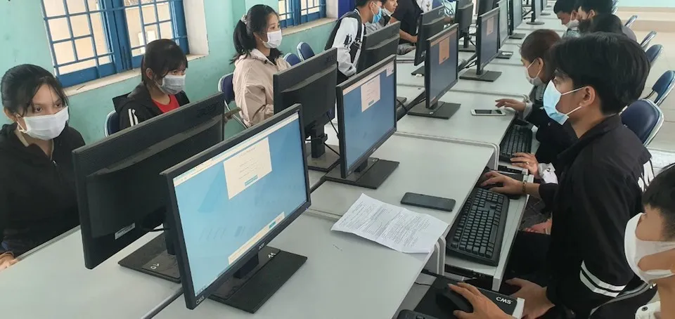 so-rot-dai-hoc-co-thi-sinh-da-dang-ky-100-nguyen-vong-trong-ky-tuyen-sinh-dh-2023 (2)
