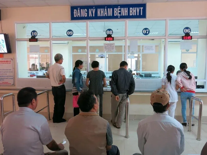 dau-thang-8-2023-nguoi-dan-co-bhyt-5-nam-lien-tuc-se-duoc-huong-1-quyen-loi-dac-biet-ai-khong-biet-qua-thiet-thoi (9)