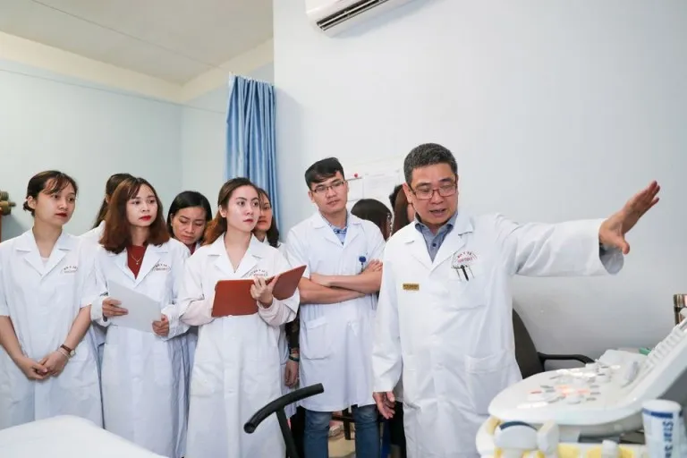 7-nganh-nghe-can-nhan-luc-nhat-hien-nay-hoc-xong-khong-lo-that-nghiep-sau-khi-ra-truong (4)