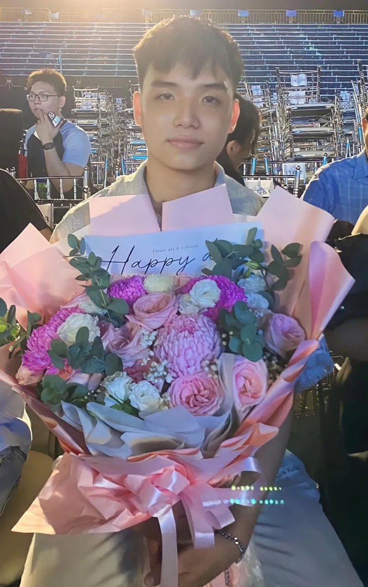 lien-tuc-bi-nhac-ten-tren-mang-ban-trai-tan-hoa-hau-y-nhi-khong-chiu-noi-co-dong-thai-moi-gay-chu-y (7)