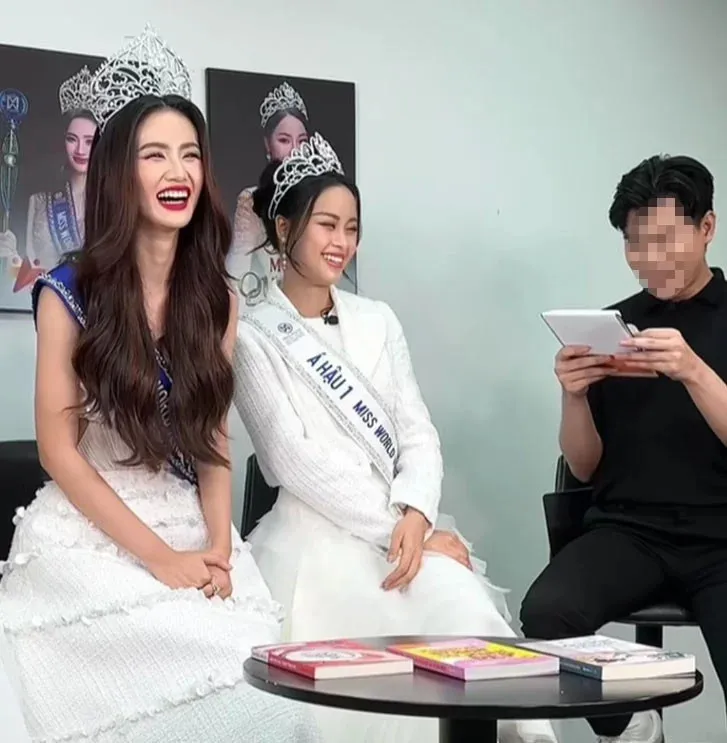 xon-xao-nguoi-lap-group-anti-hoa-hau-y-nhi-la-hoc-sinh-cap-2-nhom-tay-chay-500000-nguoi-bi-ep-dong-cua (19)