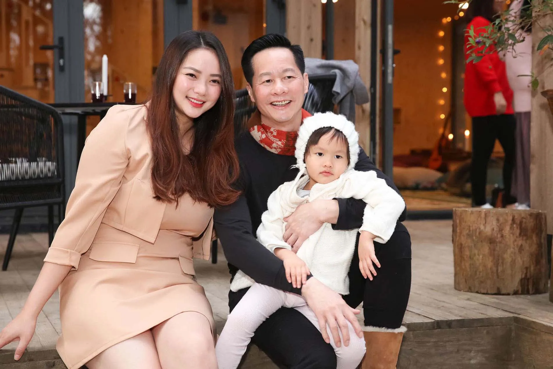 vu-kien-tai-san-gan-300-ty-dong-dai-gia-duc-an-kien-bo-sung-doi-sieu-mau-ngoc-thy-them-78-ty-dong-truoc-ngay-xet-xu (7)