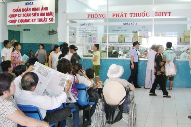 thuc-trang-truc-loi-bhyt-benh-nhan-duoc-chan-doan-77-loai-benh-ke-155-loai-thuoc-uong-11000-vien-thuoc-de-1-nam-2-lan (9)