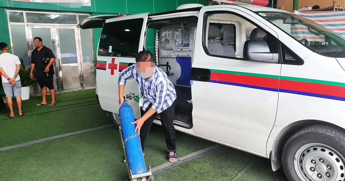 bi-het-gia-thue-xe-cap-cuu-16-trieu-dong-can-tien-nguoi-cha-ngam-ngui-bo-con-vao-thung-xop-ve-que (4)