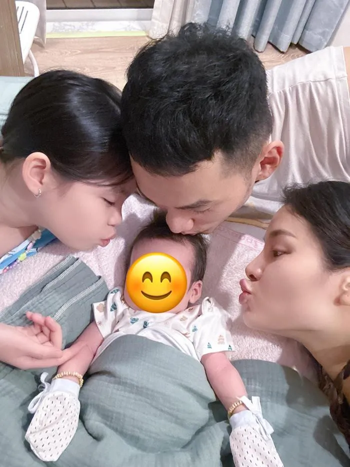 sao-nu-viet-tung-o-nha-thue-me-mat-khong-co-dat-dat-quan-tai-sau-nhan-88-cay-vang-kim-cuong-trong-dam-cuoi (15)