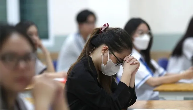 bo-gddt-thong-bao-lui-thoi-gian-cong-bo-diem-chuan-dai-hoc-2023-vi-ma-tran-loc-ao-tuyen-sinh (4)