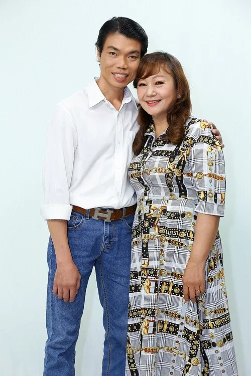 lay-chong-nho-hon-20-tuoi-nguoi-phu-nu-bi-gia-dinh-xoa-ten-khoi-ho-khau-vi-cho-rang-ham-ho-chuyen-ay (4)