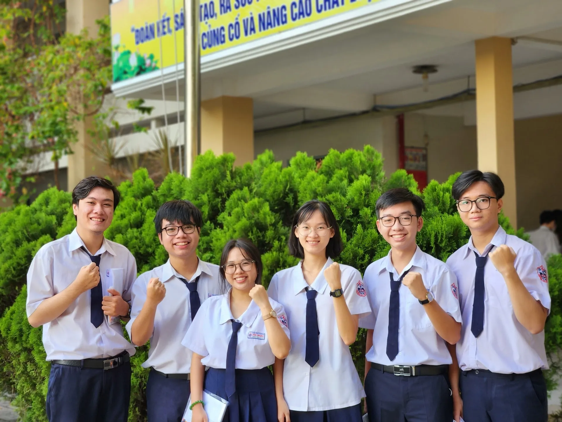 truoc-ngay-con-bo-diem-chuan-nhieu-truong-dai-hoc-phia-nam-du-bao-diem-chuan-giam-den-2-diem (1)