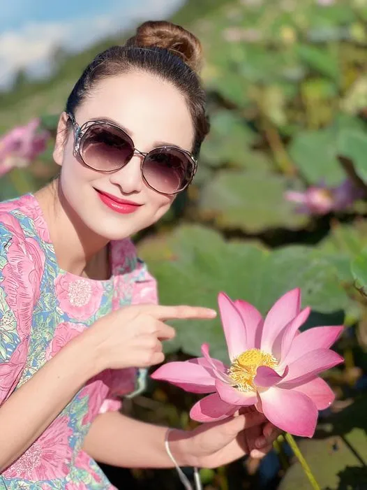 hoa-hau-diem-huong-hot-hoang-bi-ran-bo-ngang-bung-trong-luc-dang-ngu-dan-tinh-canh-bao-ngay-dieu-son-da-ga (41)