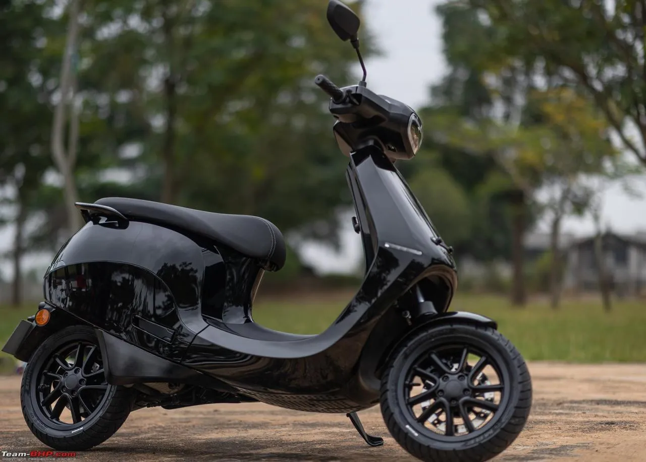 honda-vison-ra-ria-truoc-mau-xe-moi-co-thiet-ke-dep-ngang-vespa-nhung-gia-chi-25-trieu-dong (6)