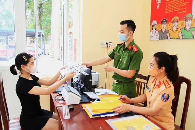 dau-thang-9-nguoi-dan-khong-duoc-dang-ky-bien-so-dinh-danh-neukhong-dap-ung-1-dieu-kien-nay-ai-cung-nen-biet (3)