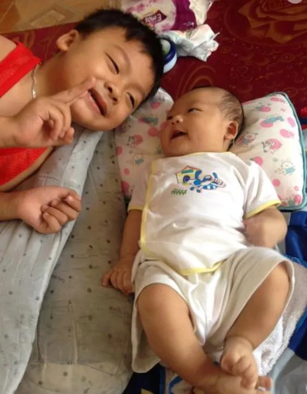 co-gai-nghe-an-16-tuoi-phai-long-chu-khuyet-tat-2-chan-15-nam-sau-tro-thanh-nha-co-dich-cu-ta-the-gioi (3)