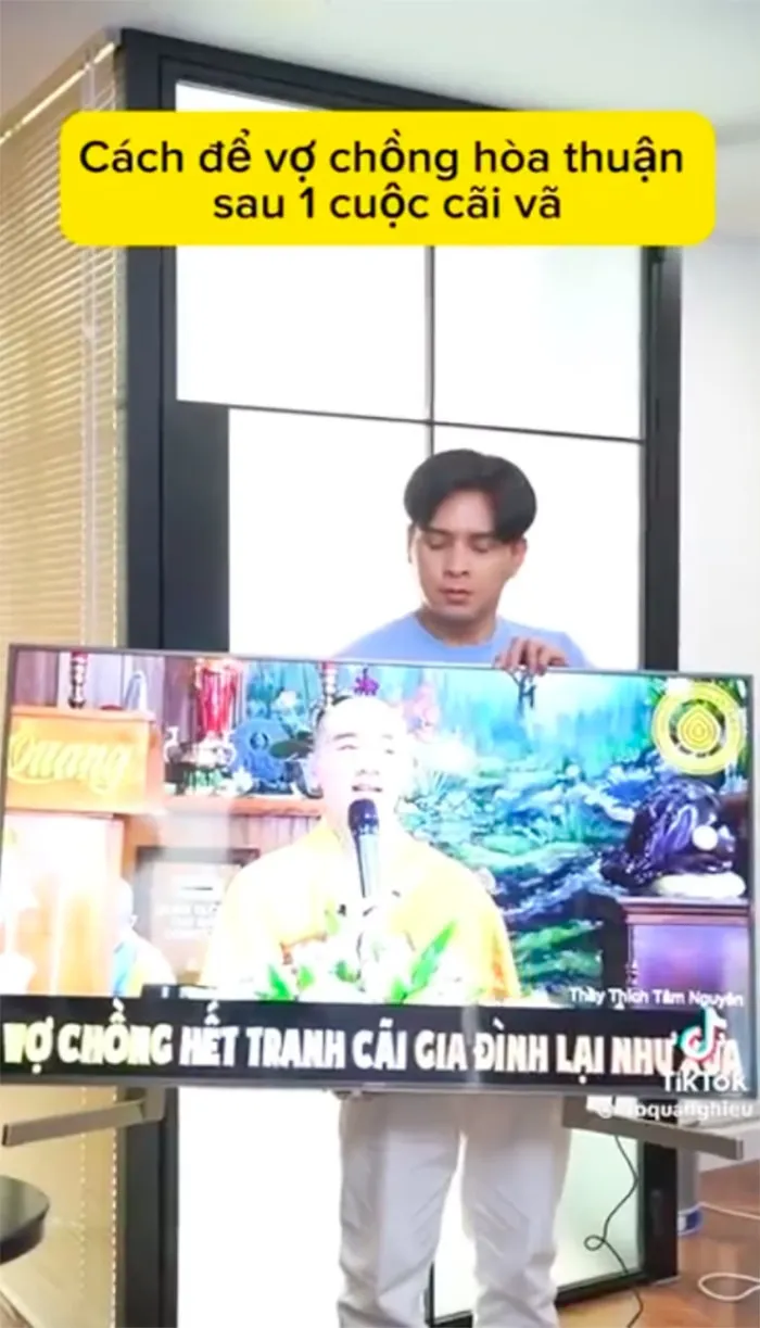 lay-vo-kem-17-tuoi-chua-bao-lau-ho-quang-hieu-bat-ngo-dang-clip-noi-chuyen-cai-va-sau-khi-ve-chung-nha (2)