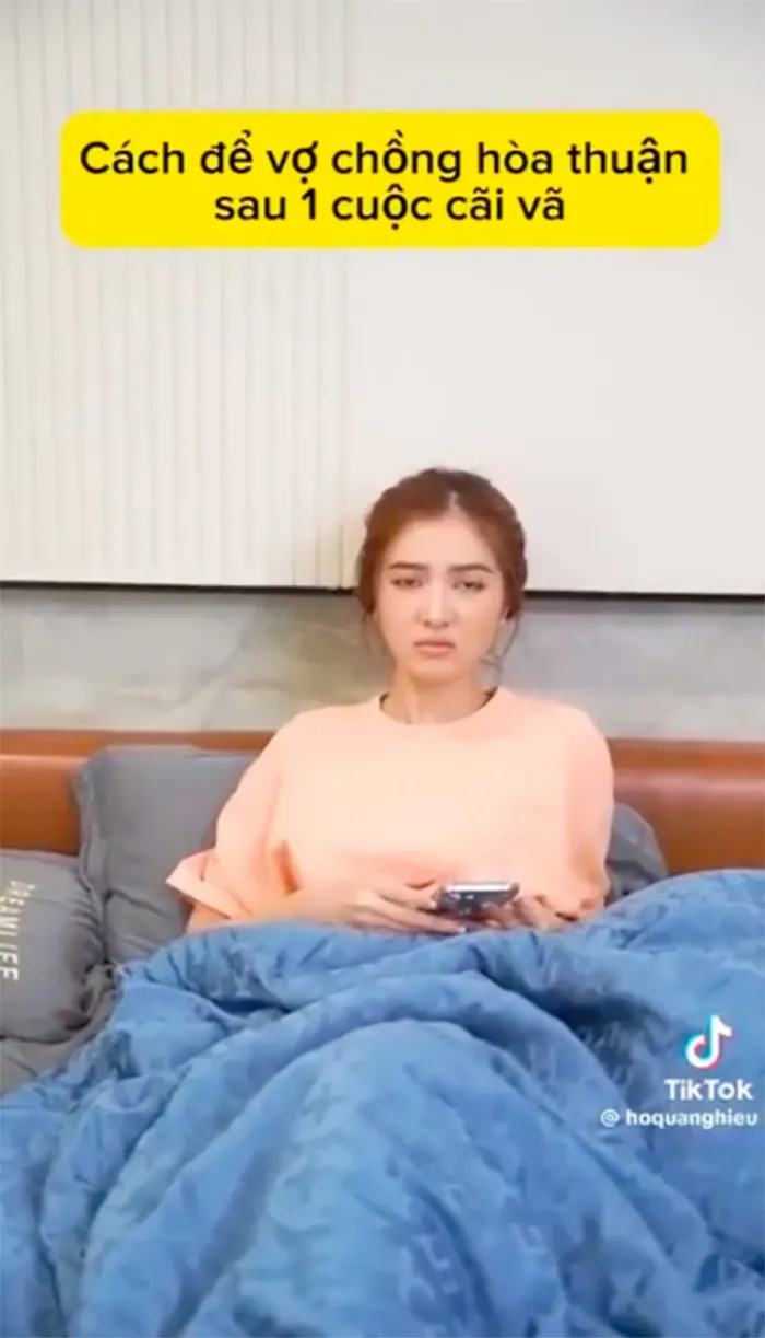 lay-vo-kem-17-tuoi-chua-bao-lau-ho-quang-hieu-bat-ngo-dang-clip-noi-chuyen-cai-va-sau-khi-ve-chung-nha (3)