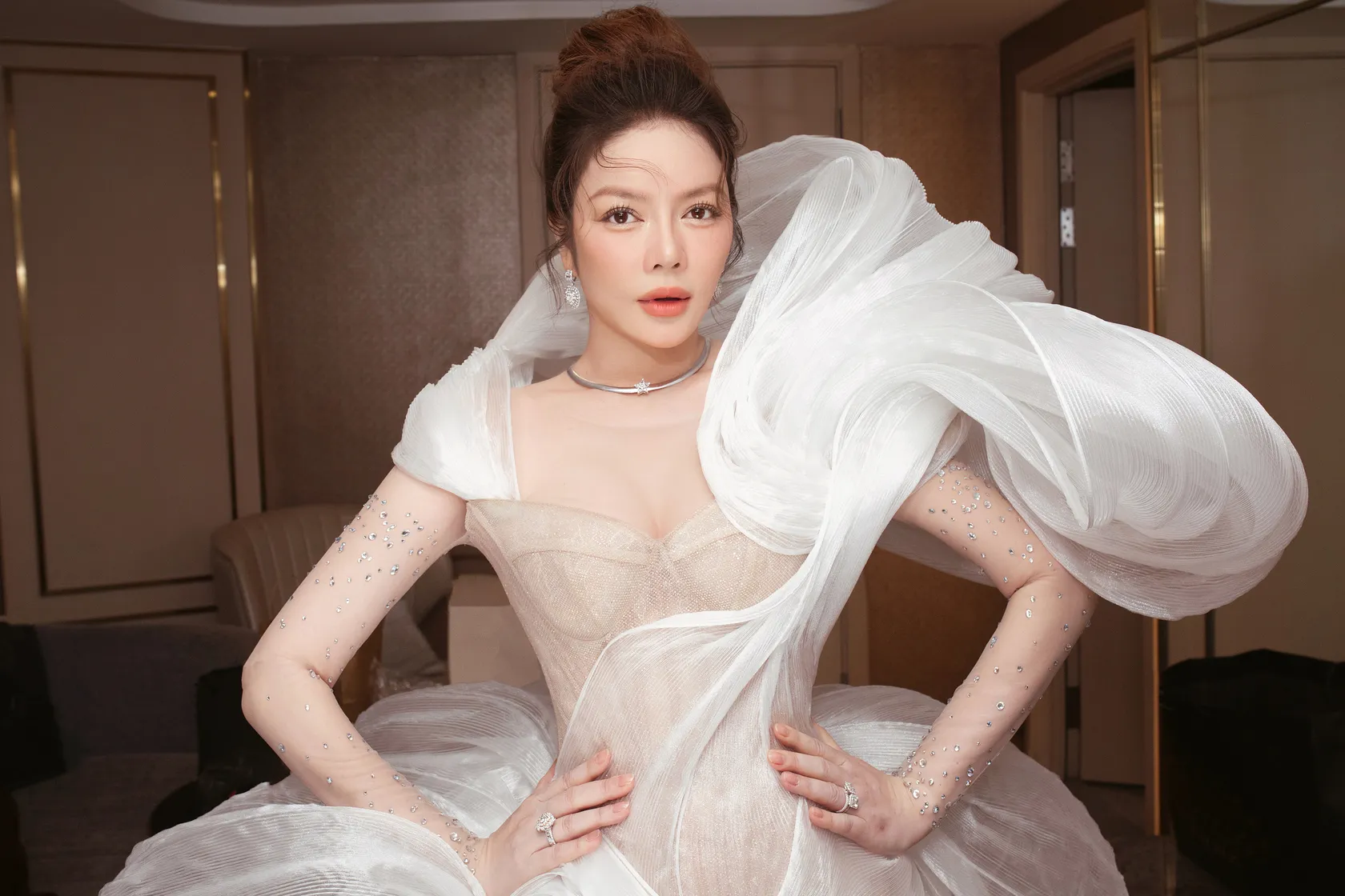 ly-nha-ky-xin-via-lay-chong-tu-ha-ho-thanh-hang-tuyen-bo-se-bo-si-dien-de-som-yen-be-gia-that (1)