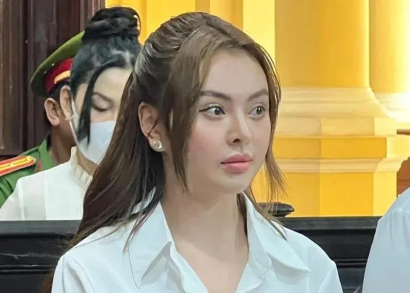 con-trai-trang-nemo-om-hon-tam-biet-me-truoc-ngay-di-tu-noi-1-cau-ngay-tho-khien-ai-nay-deu-xot-xa (3)