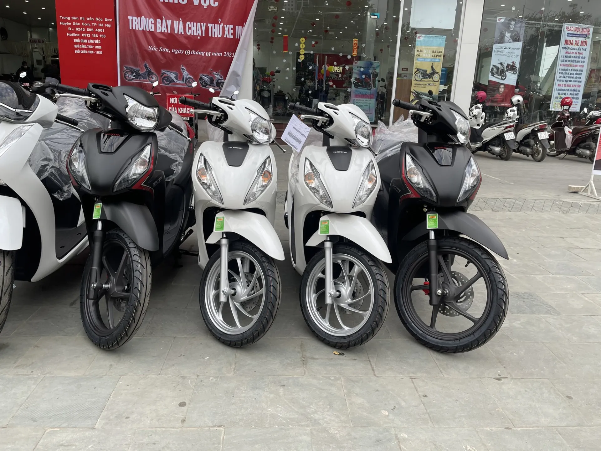 gia-honda-vision-bat-ngo-re-ngo-ngang-co-hoi-vang-de-khach-viet-xuong-tien-so-huu-tieu-sh (13)