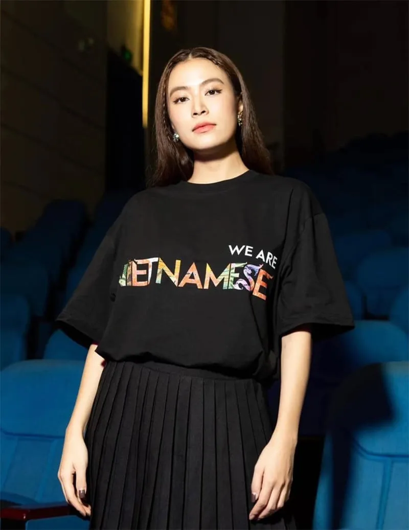 sau-on-ao-trinh-thuong-hoang-thuy-linh-len-tieng-xin-loi-bang-1-binh-luan-thai-do-tiep-tuc-gay-buc-xuc (2)