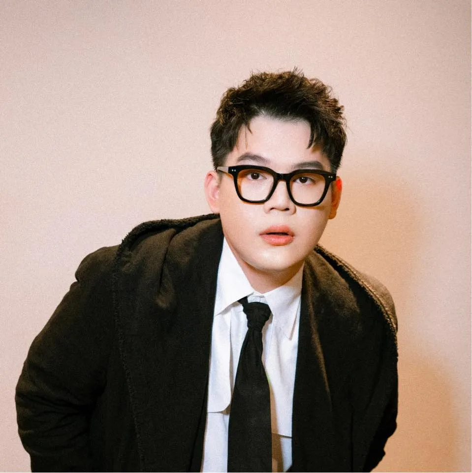 nam-tiktoker-thu-nhap-1-ty-dong-thang-dau-tu-lam-phim-ve-nghe-cua-minh-vi-tri-cua-toi-hang-ty-nguoi-muon-ngoi (1)