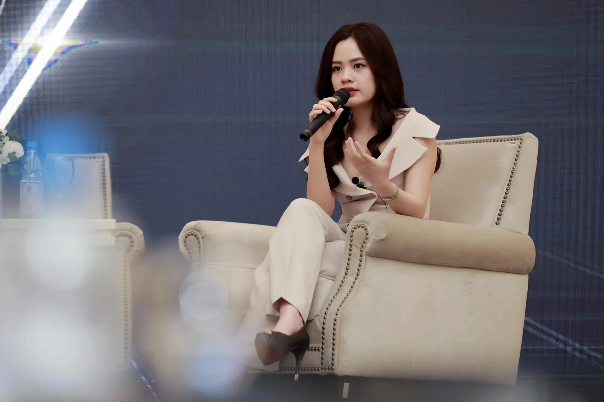 dang-tinh-nu-ca-map-sinh-nam-1994-shark-tank-viet-nam-tuoi-doi-tre-nhat-nhung-profile-dinh-nhat-dan-donah-nhan-nam (7)