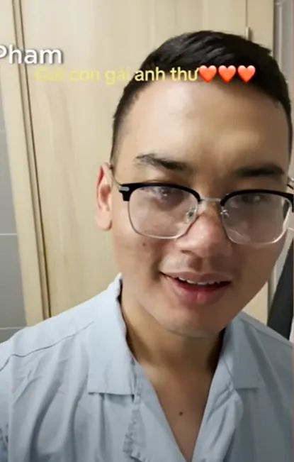 xuc-dong-ong-bi-ung-thu-quay-clip-gui-cho-con-gai-sau-nay-xem-lai-tung-cau-chu-nghe-long (1)