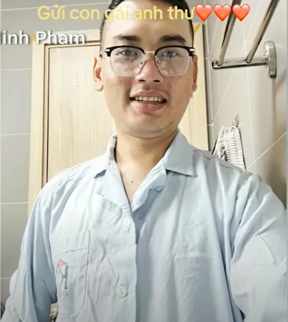 xuc-dong-ong-bi-ung-thu-quay-clip-gui-cho-con-gai-sau-nay-xem-lai-tung-cau-chu-nghe-long (3)