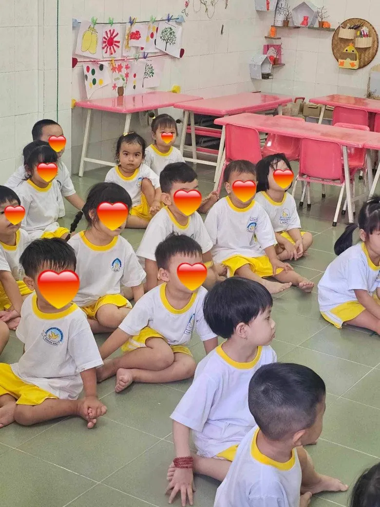 co-chong-giau-nut-vach-vo-ha-tram-cho-con-hoc-truong-binh-dan (4)